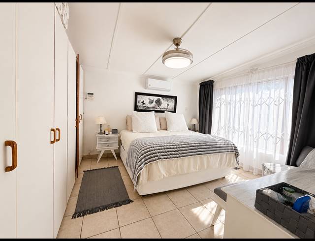 200M² LODGE FOR SALE IN GLENMORE